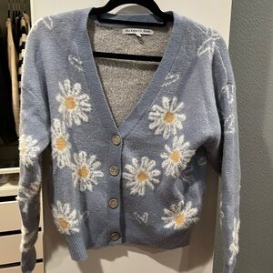 Cute flower sweater small